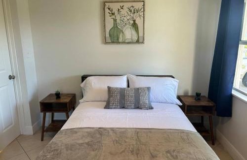Westgate House | Beautiful home in West Palm - 5 min to Airport