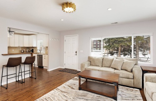 Carbondale House | Beautiful Home in Willits!