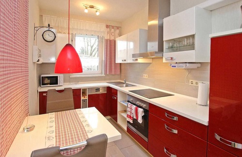 Woldegk House | Beautiful home in Woldegk with kitchen