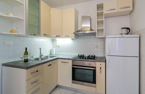 Zastrazisce House | Beautiful home in Zastrazisce with WiFi