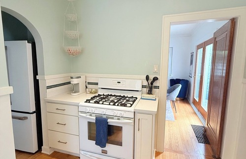 Fulton Heights House | Beautiful home near Downtown GR & Aquinas College -central to everything!