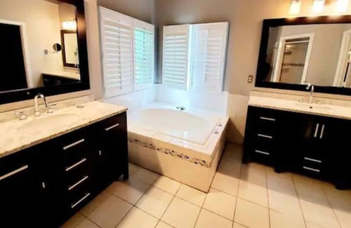 Steele Creek House | Beautiful Home Near CLT Airport