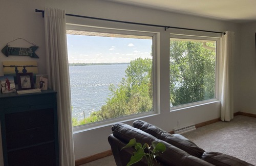 Lake City House | Beautiful home on Clear Lake! Amazing views π
Great fishing π£ Great boating π€