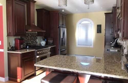 Nobleboro House | Beautiful Home on Pemaquid Lake