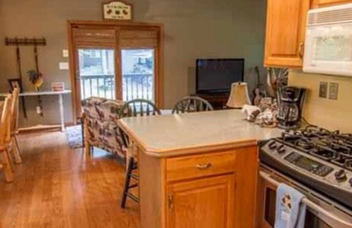 Skidway Lake House | Beautiful home on Rifle River! Enjoy kayaking, outdoor fire, wildlife viewing