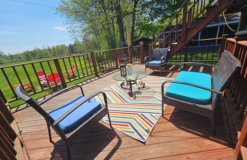 Ballston Spa House | Beautiful home on 3 acres with stunning views. Only 16 mins from the Race Track!
