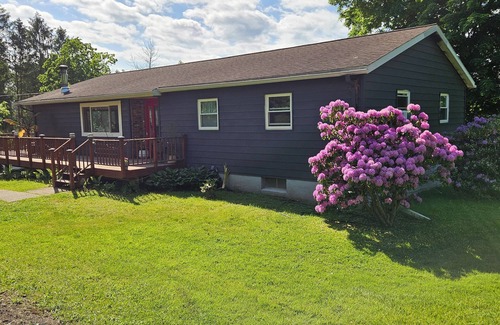 Ballston Spa House | Beautiful home on 3 acres with stunning views. Only 16 mins from the Race Track!