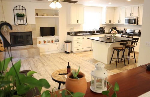 Lake Elsinore House | Beautiful Home, Outdoor Living, Close to Wineries