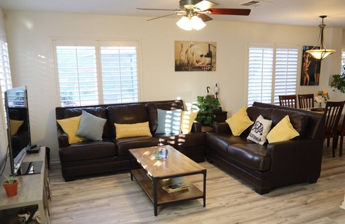 Lake Elsinore House | Beautiful Home, Outdoor Living, Close to Wineries