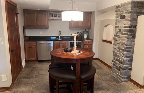 Neenah House | Beautiful home Sleeps 10 with Heated Inground Pool