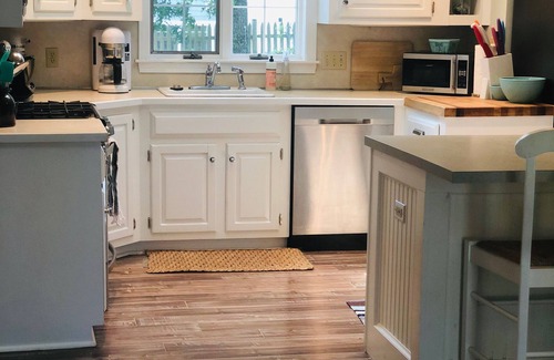 Popponesset House | Beautiful home! Steps to Popponesset beach!