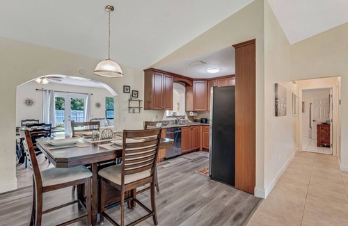 Hunt Club House | Beautiful home, close proximity to golf, shopping, dining, parks and hospitals