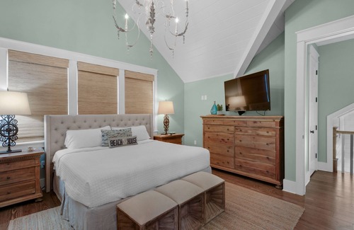 Hammocks of Seagrove House | Beautiful Home where you can walk to Seaside- Gated Community - 2 Pools