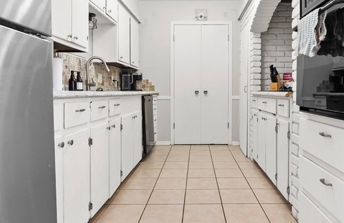 Tulsa House | Beautiful home w/easy access to anywhere in Tulsa!