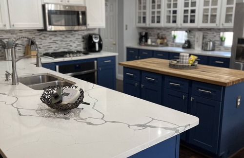South Arlington House | Beautiful Home W/Heated Pool- Sleeps 16, Pets & Small Events Allowed W/Approval