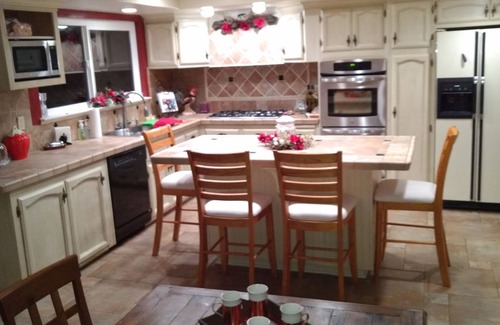 Santa Maria House | BEAUTIFUL HOME W/HOT TUB - WINE COUNTRY - Extended Stays