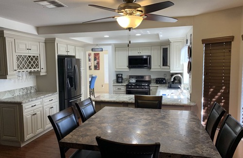 Temecula House | Beautiful home w/pool/spa,close to Wineries
