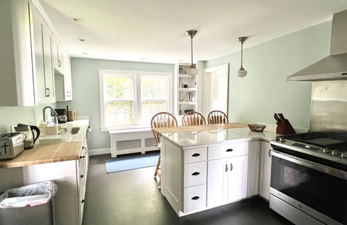Little Compton House | Beautiful home with gorgeous views near the ocean