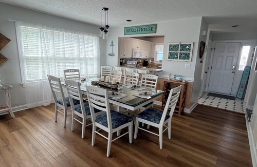 Nags Head House | Beautiful Home with a Hot Tub and Community Pool in season