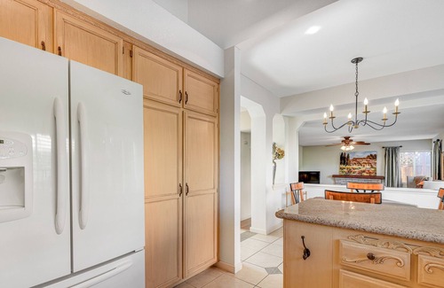 Napa House | Beautiful home with fireplace, enclosed yard, central AC & washer/dryer