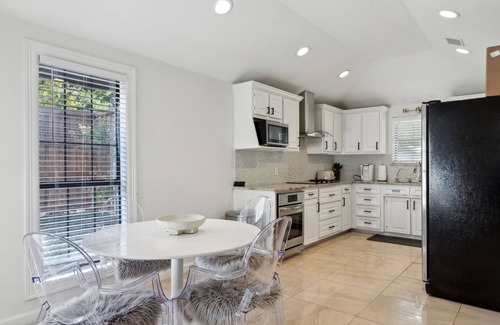 Rowlett House | Beautiful Home with Pool in Rowlett