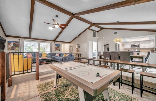 Bloomingdale House | Beautiful home with private pool and lake just minutes from major FL attractions