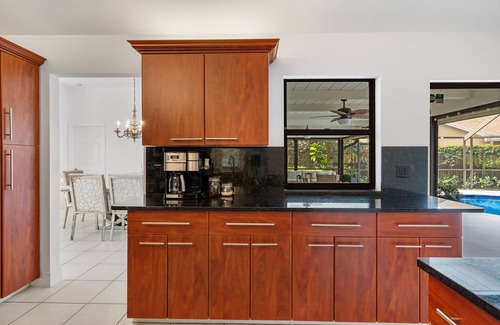 Sea Pines House | Beautiful Home with Sauna & Heated Pool, 5min from Beaches, close to Airport