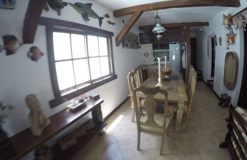 Taio House | Beautiful house with pool and 7 rooms in Arraial - are five suites.