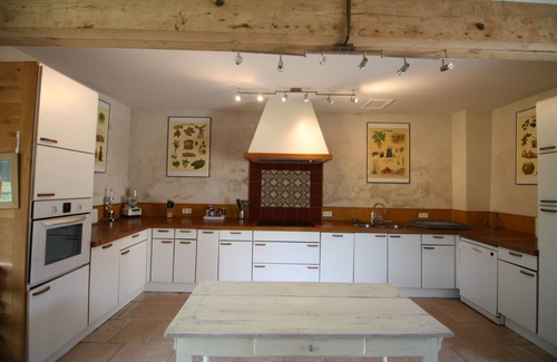 Thesee House | Beautiful house of charm any comfort, swimming pool in nature: Orfeuilles 12 p