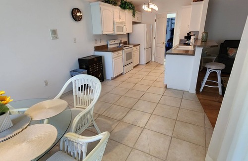 Fairgreen House | Beautiful House overlooking Golf Course 10 min beach