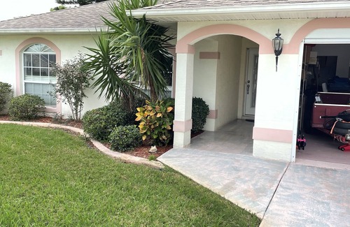 Fairgreen House | Beautiful House overlooking Golf Course 10 min beach