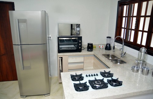 Piratininga House | Beautiful house 3 bedrooms, Niteroi - Rio de Janeiro. Close to several beaches!