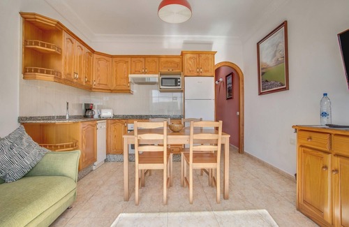 San Bartolome Apartment | Beautiful House “Apartamento Karine” with Shared Pool and Wifi