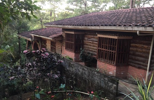 Nueva Concepcion House | Beautiful house and a nice terrace in a forest
