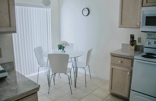 Indian Wells House | Beautiful house at Disney's DOORSTEP! Only 4 miles away!