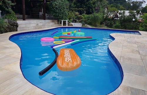 Guapimirim Cottage | Beautiful house in Guapimirim with 7 suites with air conditioning