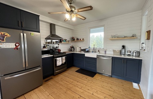 Lunenburg County House | Beautiful house, exceptional location