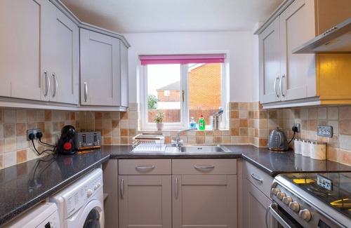 Cherry Hinton House | Beautiful House in Cambridge, Free Parking, No Sofabeds, Sleeps 6