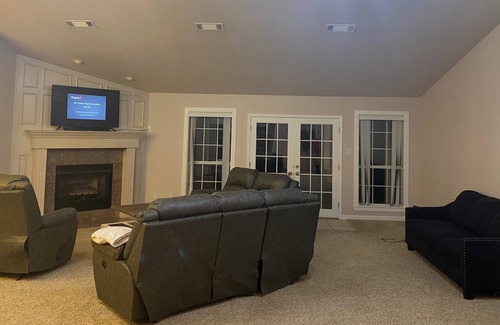 Kingston House | Beautiful House in Caney / Soldier Creek Located at Lake Texoma