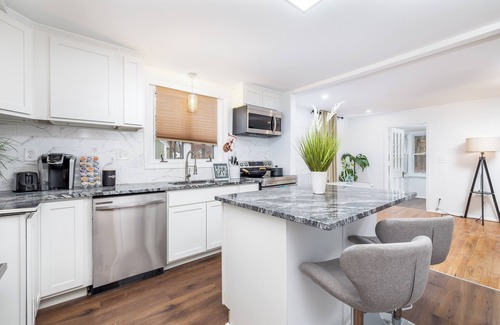 Windsor House | Beautiful House in Great Neighborhood - Rare Find
