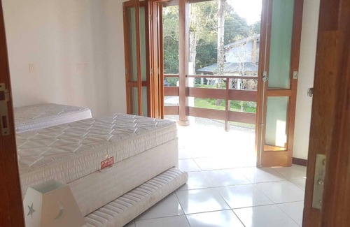 Vista Linda House | Beautiful house, in the condominium Hanga Roa in bertioga !