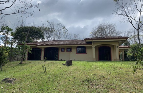 Santiago de Puriscal House | Beautiful house in the mountains of Costa Rica-Altos los Cafetales Gated Comm.