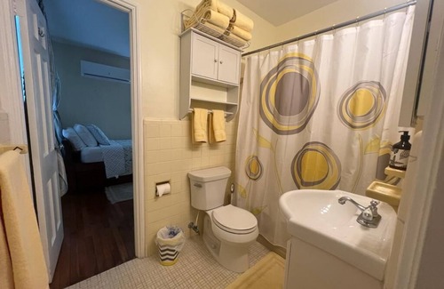 East Little Havana Other | Beautiful house in top location Grove Park, Miami with free parking.