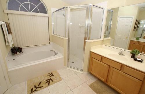 Orange Tree House | Beautiful House Near Disney!