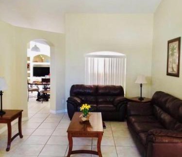 Orange Tree House | Beautiful House Near Disney!