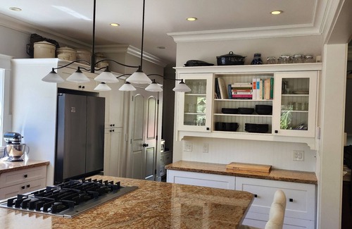 Bowen Island House | Beautiful House on Bowen Island. Pets Welcome!