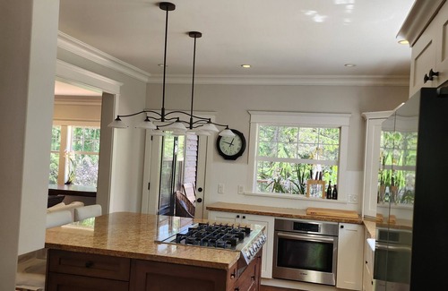 Bowen Island House | Beautiful House on Bowen Island. Pets Welcome!