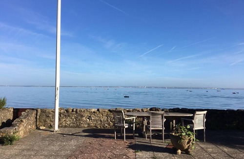 Seaview House | Beautiful house on the seafront in the centre of Seaview village