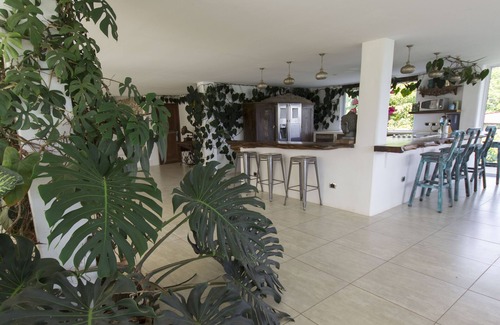 Cali House | BEAUTIFUL HOUSE,POOL,NATURE,only at 10 mn to town.
