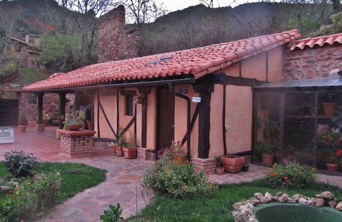Turza House | Beautiful house to disconnect, lonely and idyllic place, lots of peace and silence